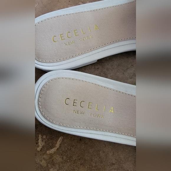 Sandals - Picture 4 of 5